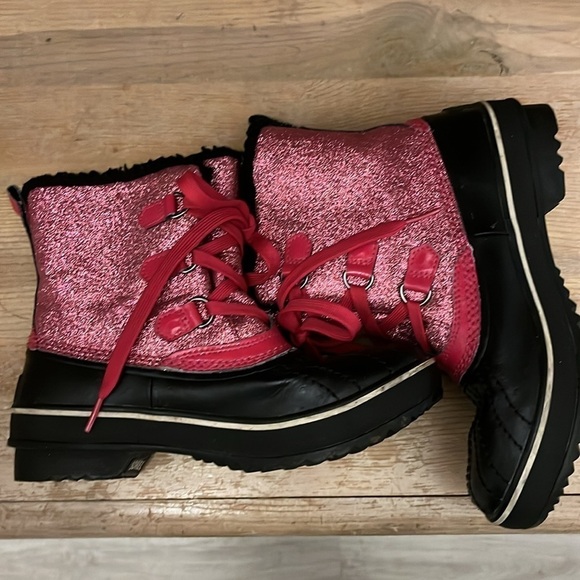 Sorel Tivoli Snowboots Pink Glitter Size 4 Faux Fur Lace Up - Picture 6 of 9